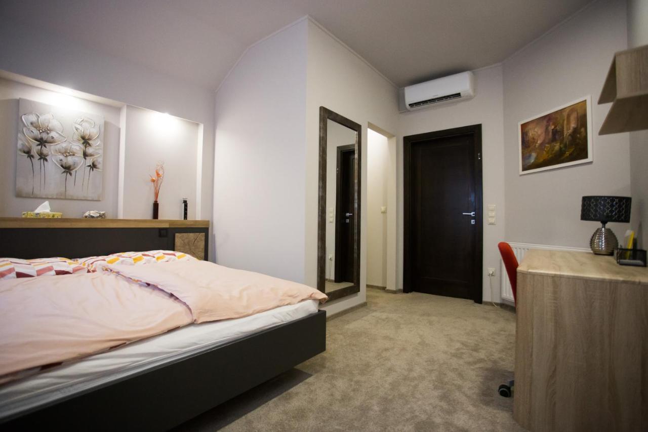 Kikelet Apartman Apartment Szombathely Exterior photo
